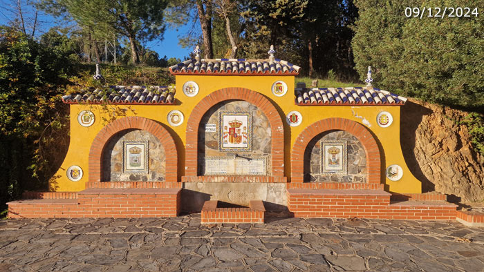 Fuente de El Pintado, vista frontal (A. Ventas, diciembre 2024)