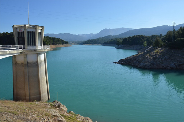Embalse de La Bolera (es.wikipedia.org)