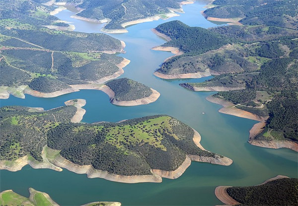 Embalse del Rumblar (es.wikipedia.org)