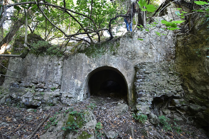 Molino de la ribera del Guadalbacar, salida de los cárcavos y alzado principal (A. Márquez Pascual, junio 2026)