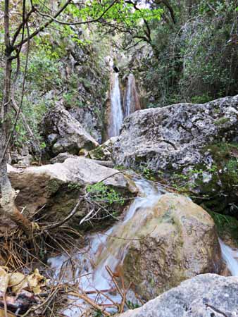 Cascada (M. A. Martos Monereo, abril 2018)