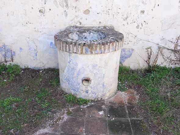 Pozo de la Casa Forestal (M. Limón Andamoyo, diciembre 2019)