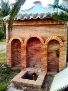 Fuente del Bramadero (A. B. Galán Díaz, junio 2015)