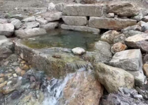 Pilar en las Fuentes de Marbella (F. Delgado, marzo 2022)