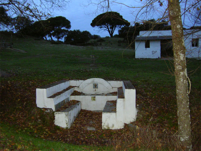 Fuente de Villa Alicia (www.adesalambrar.com)