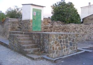 Fuente de los Chorros (R. López Monge, verano 2012)