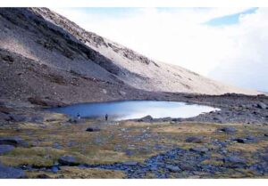 Laguna de Tajos Colorados (A. Castillo, junio 2005)