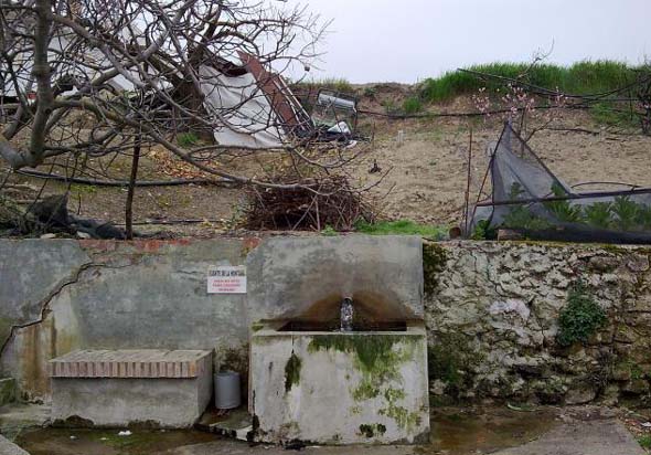 Fuente de la Hontana (www.pueblos-espana.org - Generacion53, marzo 2010)