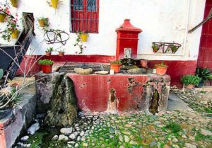Fuente del Travertino (A. B. Galán, mayo 2012)