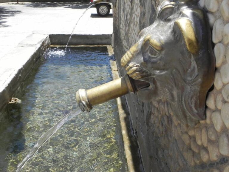 Fuente de Nechite, detalle (J. Martín, julio 2012)